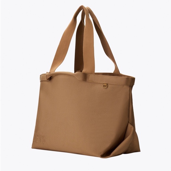 NWOT BEIS The Travel Tote in Camel *Sold Out* - Picture 3 of 8